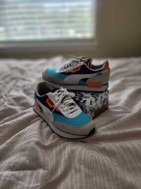 Puma Future Rider White+Teal Sneakers w/ Orange Accents "PRE-LOVED" Wmns Sz 9.5